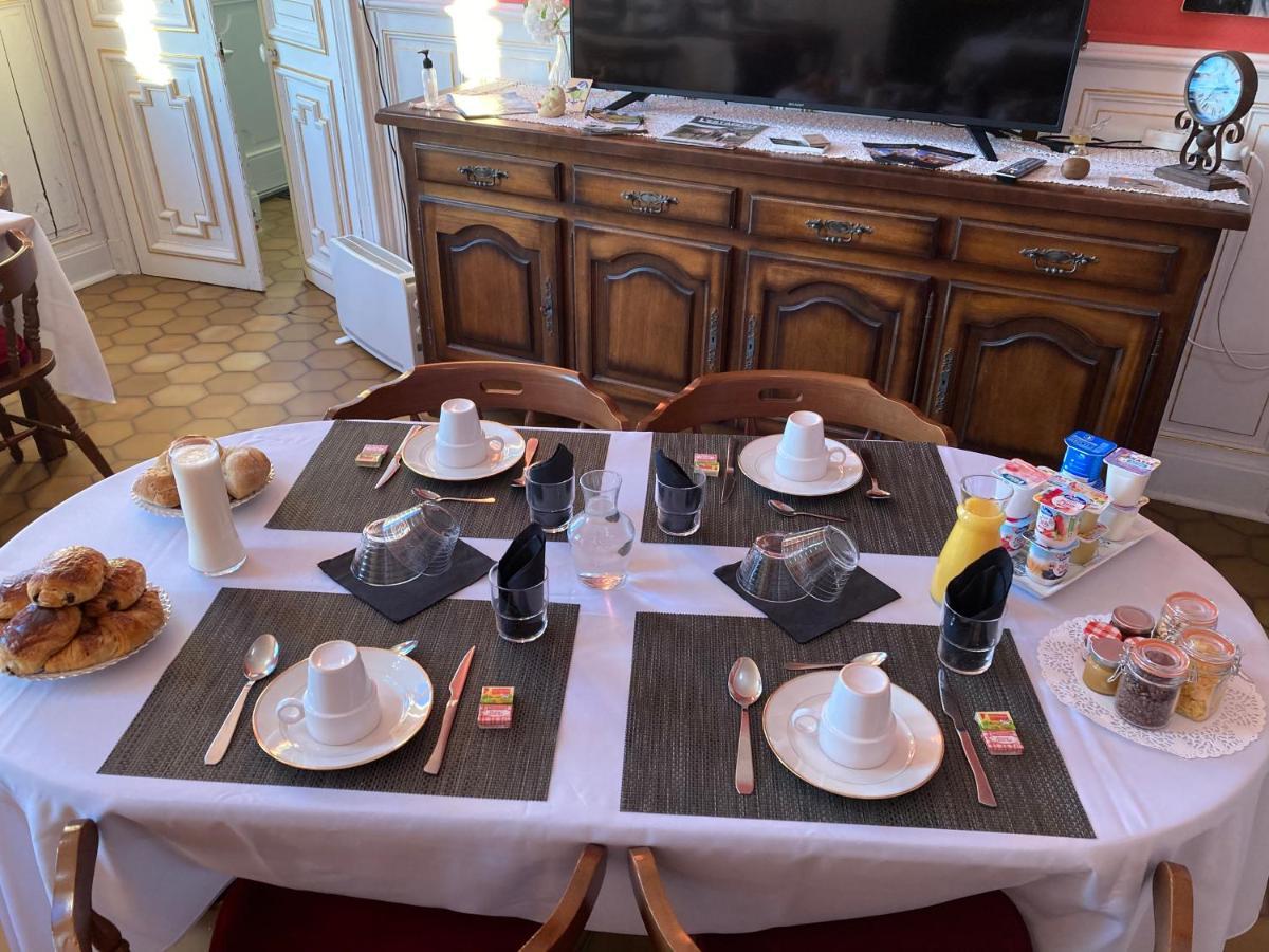 Chaumiere Chateau De La Bouchatte Chazemais