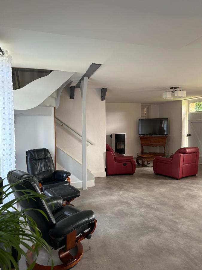 Holiday home Chaumiere Chateau De La Bouchatte Chazemais